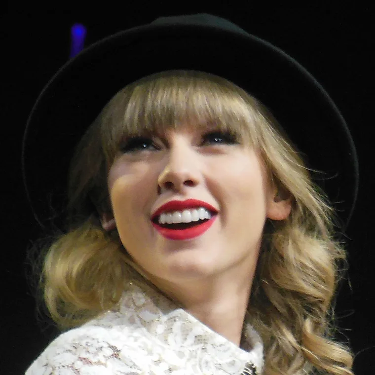 Taylor Swift - 49 piece jigsaw puzzle | Celebrities